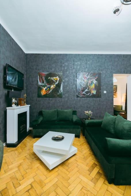 شقة House Of Art بوخارست المظهر الخارجي الصورة